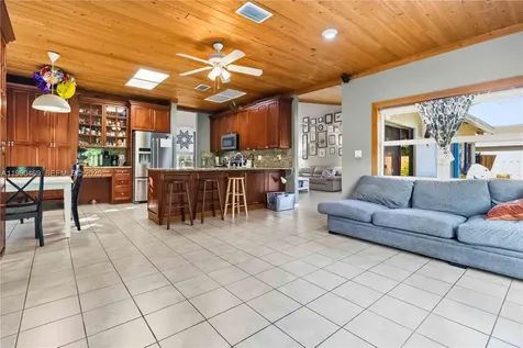 9521 NW 31st Place Sunrise FL 33351