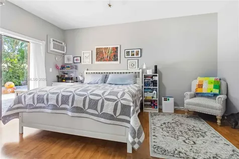 9521 NW 31st Place Sunrise FL 33351