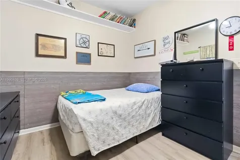9521 NW 31st Place Sunrise FL 33351