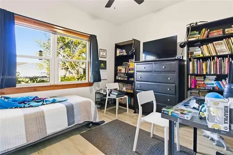 9521 NW 31st Place Sunrise FL 33351