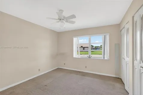 10424 NW 70th Court Tamarac FL 33321
