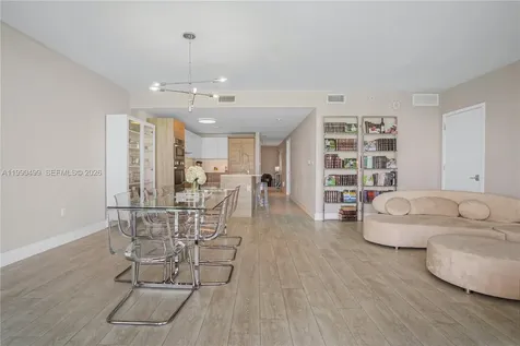 10201 E Bay Harbor Drive Bay Harbor Islands FL 33154