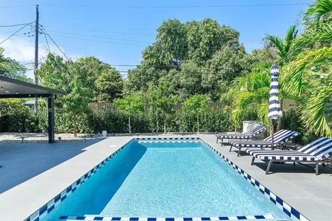 261 NE 47th Street Miami FL 33137