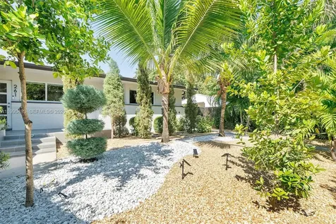 261 NE 47th Street Miami FL 33137