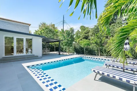 261 NE 47th Street Miami FL 33137