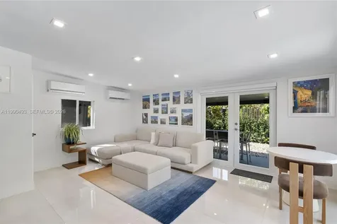 261 NE 47th Street Miami FL 33137