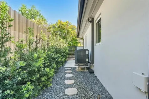 261 NE 47th Street Miami FL 33137