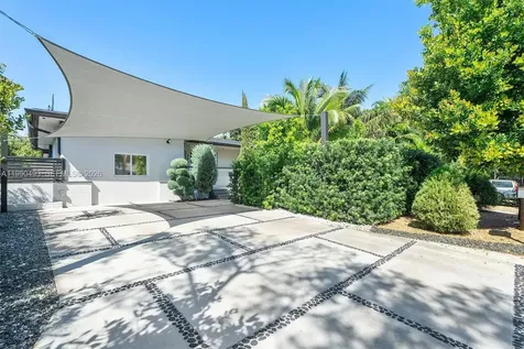 261 NE 47th Street Miami FL 33137