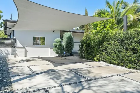 261 NE 47th Street Miami FL 33137