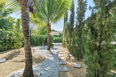 261 NE 47th Street Miami FL 33137