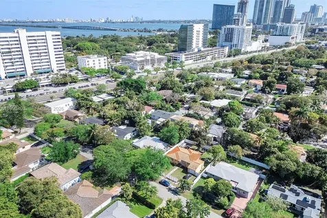 261 NE 47th Street Miami FL 33137