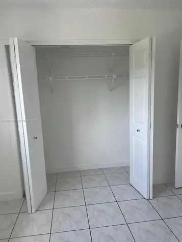 2565 W 56th Street Hialeah FL 33016