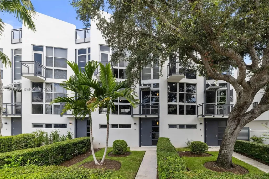721 SE 12th Court Fort Lauderdale FL 33316