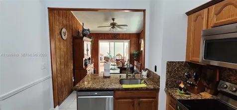 15585 SW 76th Lane Miami FL 33193