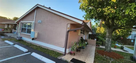 15585 SW 76th Lane Miami FL 33193