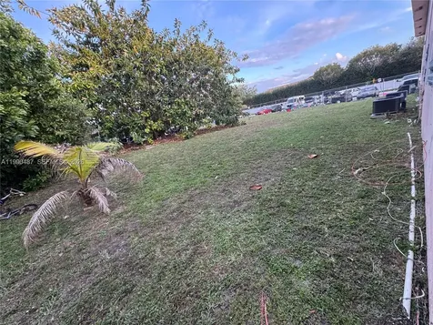 7471 SW 10th Court North Lauderdale FL 33068