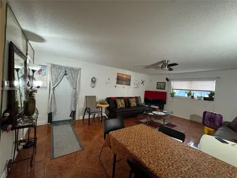 7471 SW 10th Court North Lauderdale FL 33068
