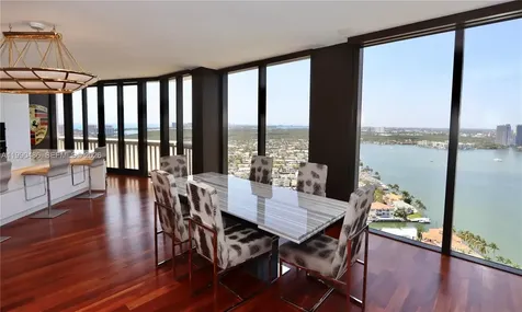 1000 Island Boulevard Aventura FL 33160