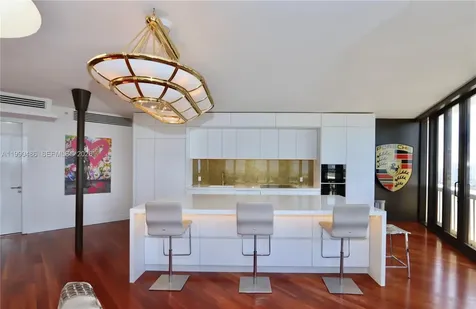 1000 Island Boulevard Aventura FL 33160