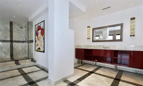 1000 Island Boulevard Aventura FL 33160