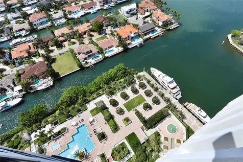 1000 Island Boulevard Aventura FL 33160