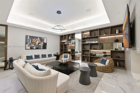 1000 Island Boulevard Aventura FL 33160