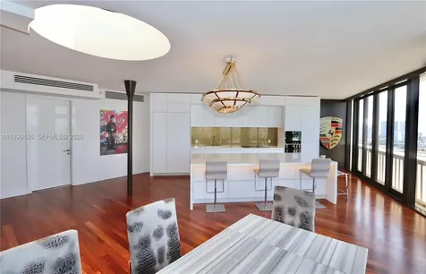 1000 Island Boulevard Aventura FL 33160