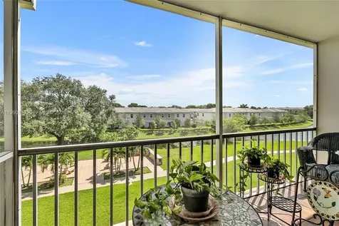 3535 Broken Woods Drive Coral Springs FL 33065