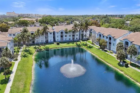 2640 S University Drive Davie FL 33328