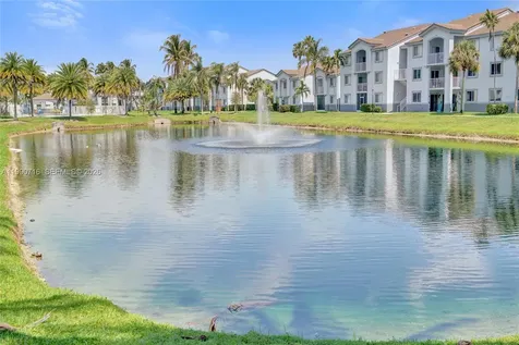 2640 S University Drive Davie FL 33328