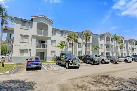 2640 S University Drive Davie FL 33328
