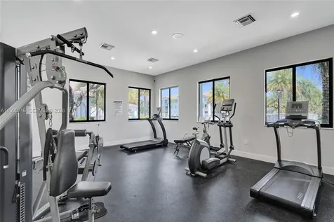 2640 S University Drive Davie FL 33328
