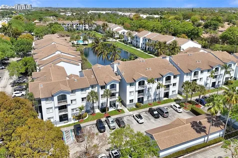 2640 S University Drive Davie FL 33328