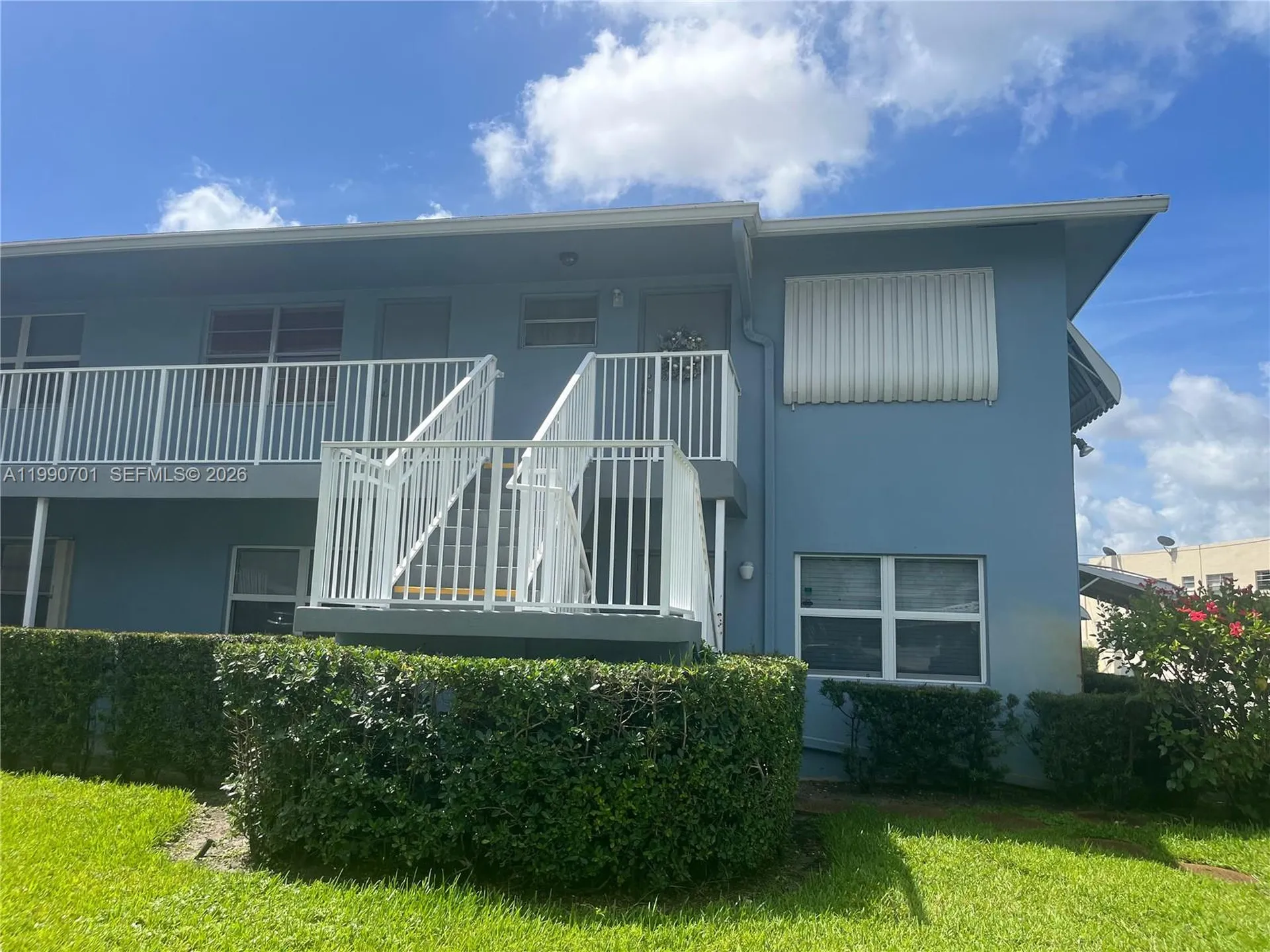 3856 S Cir Drive Hollywood FL 33021