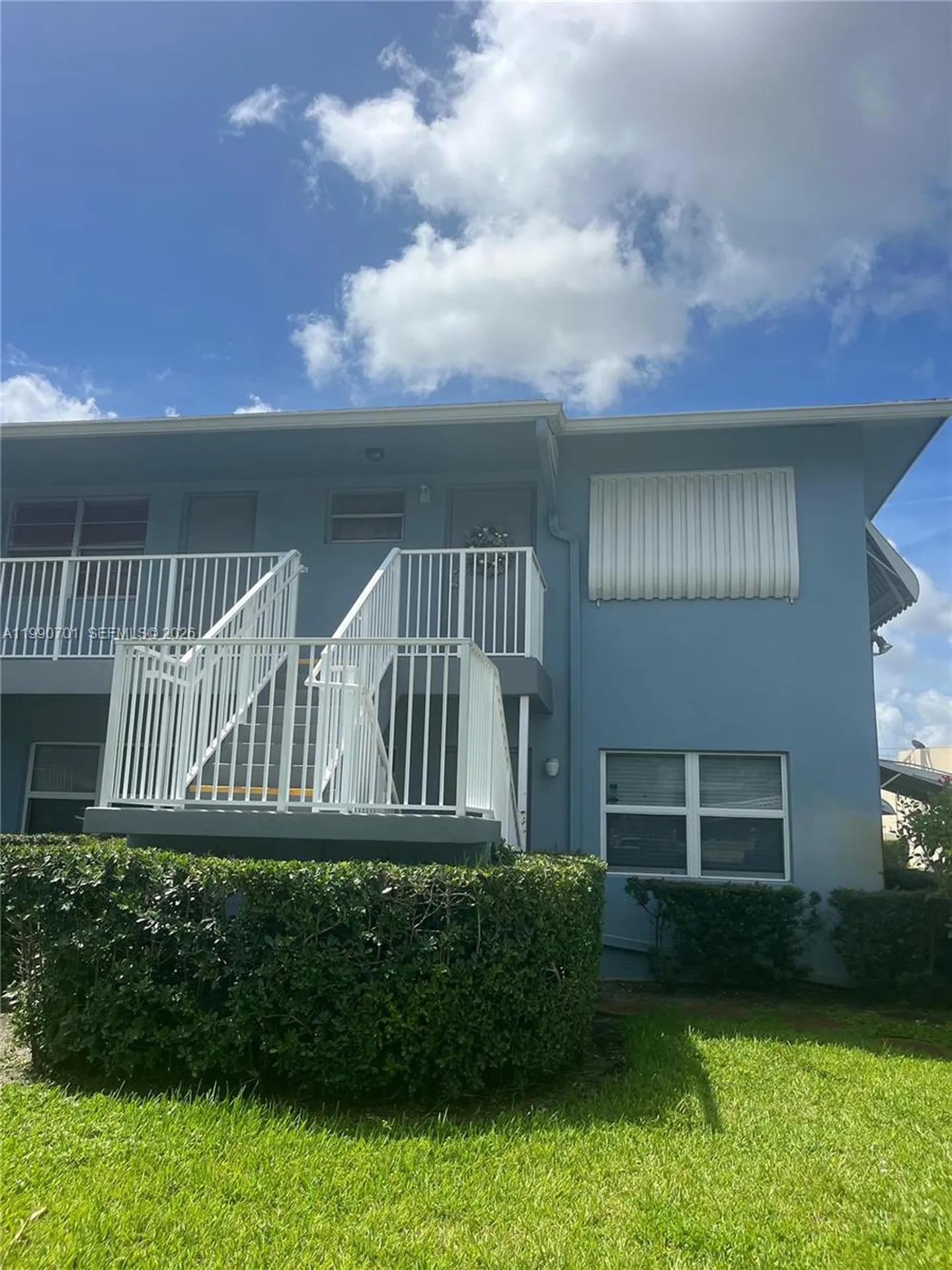 3856 S Cir Drive Hollywood FL 33021