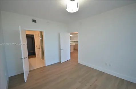 16385 Biscayne Boulevard North Miami Beach FL 33160