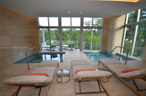 16385 Biscayne Boulevard North Miami Beach FL 33160