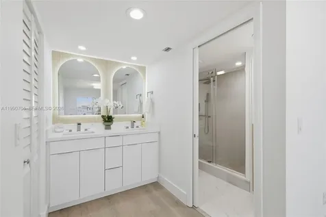 800 SW 125th Way Pembroke Pines FL 33027