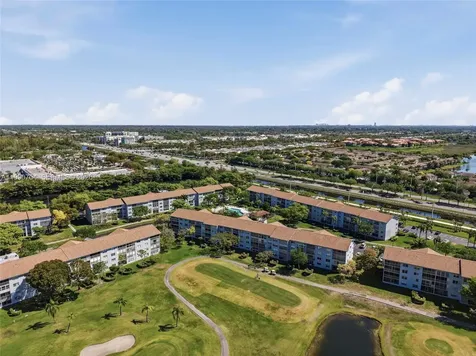 800 SW 125th Way Pembroke Pines FL 33027
