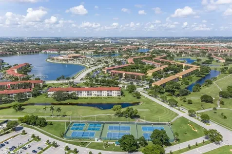 800 SW 125th Way Pembroke Pines FL 33027