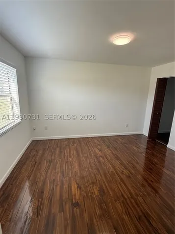 860 NE 207th Terrace Miami FL 33179