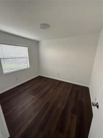 860 NE 207th Terrace Miami FL 33179