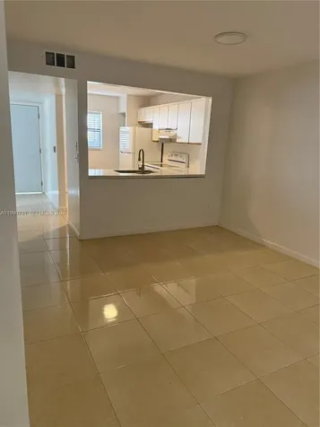 860 NE 207th Terrace Miami FL 33179