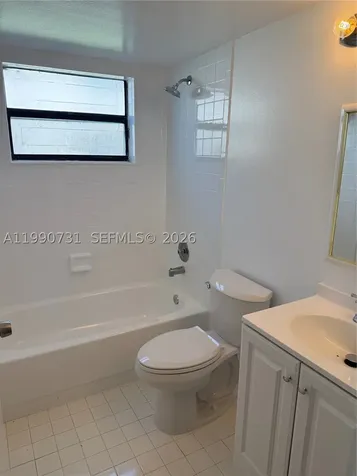 860 NE 207th Terrace Miami FL 33179