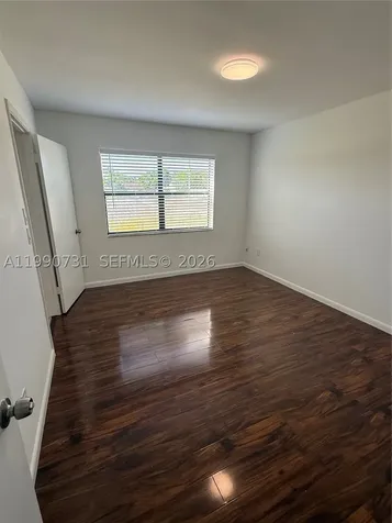 860 NE 207th Terrace Miami FL 33179