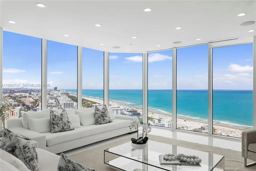 300 S Pointe Drive Miami Beach FL 33139
