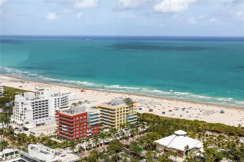 300 S Pointe Drive Miami Beach FL 33139