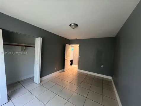 2210 NE 170th Street North Miami Beach FL 33160