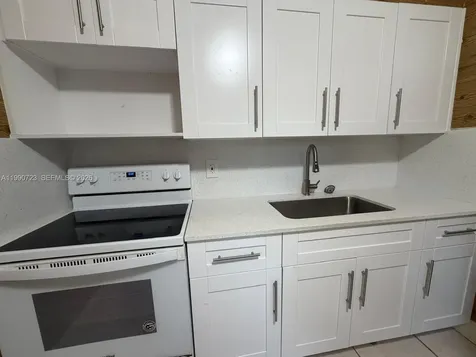 2210 NE 170th Street North Miami Beach FL 33160