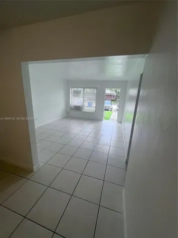 2210 NE 170th Street North Miami Beach FL 33160
